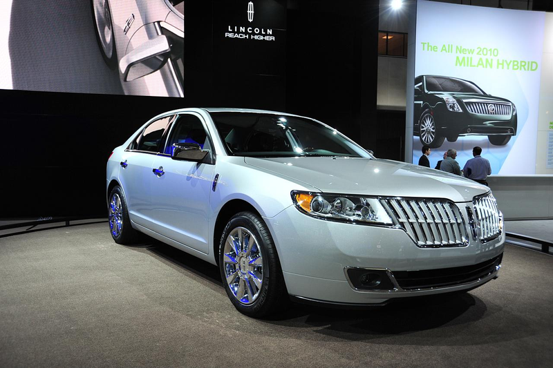Illustration for article titled 2010 Mercury Milan, Hybrid And Lincoln MKZ: Live Cars For The Pulse-Free